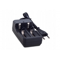 ŁADOWARKA DO AKUMULATORKÓW OGNIW 18650 3.7V 4.2V