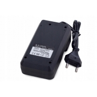 ŁADOWARKA DO AKUMULATORKÓW OGNIW 18650 3.7V 4.2V