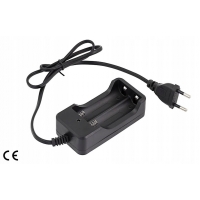ŁADOWARKA + 2 AKUMLATOR 18650 8800mAh 3,7V BATERIA