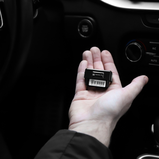 LOKALIZATOR TRACKER GPS GSM DO GNIAZDA OBD - ŚLEDZENIE SAMOCHODU - PODSŁUCH