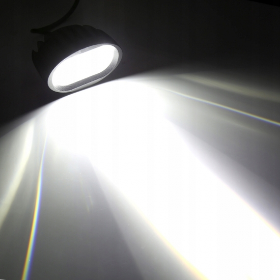 LAMPY REFLEKTORY HALOGENY MOTOCYKLOWE 20W 2000LM LED CREE + PRZEŁĄCZNIK